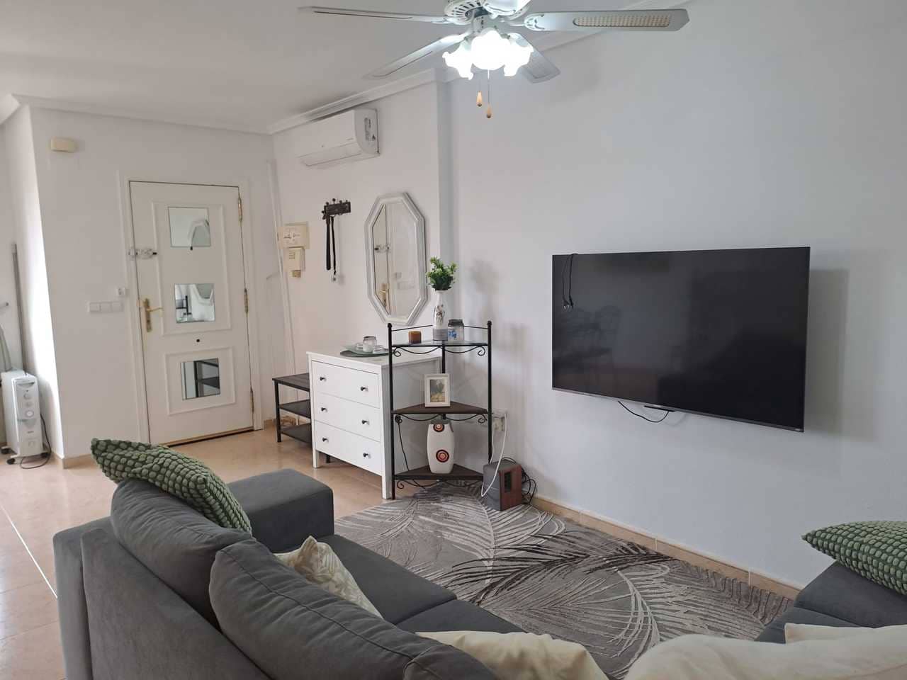 2 bedroom Townhouse for sale in Orihuela Costa - € 228,000 (Ref: 9348989)