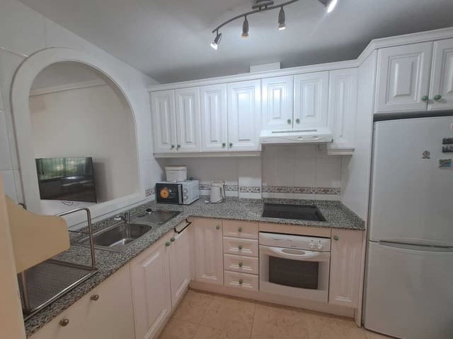 2 bedroom Townhouse for sale in Dehesa de Campoamor, Orihuela - € 228,000 (Ref: 9348989)