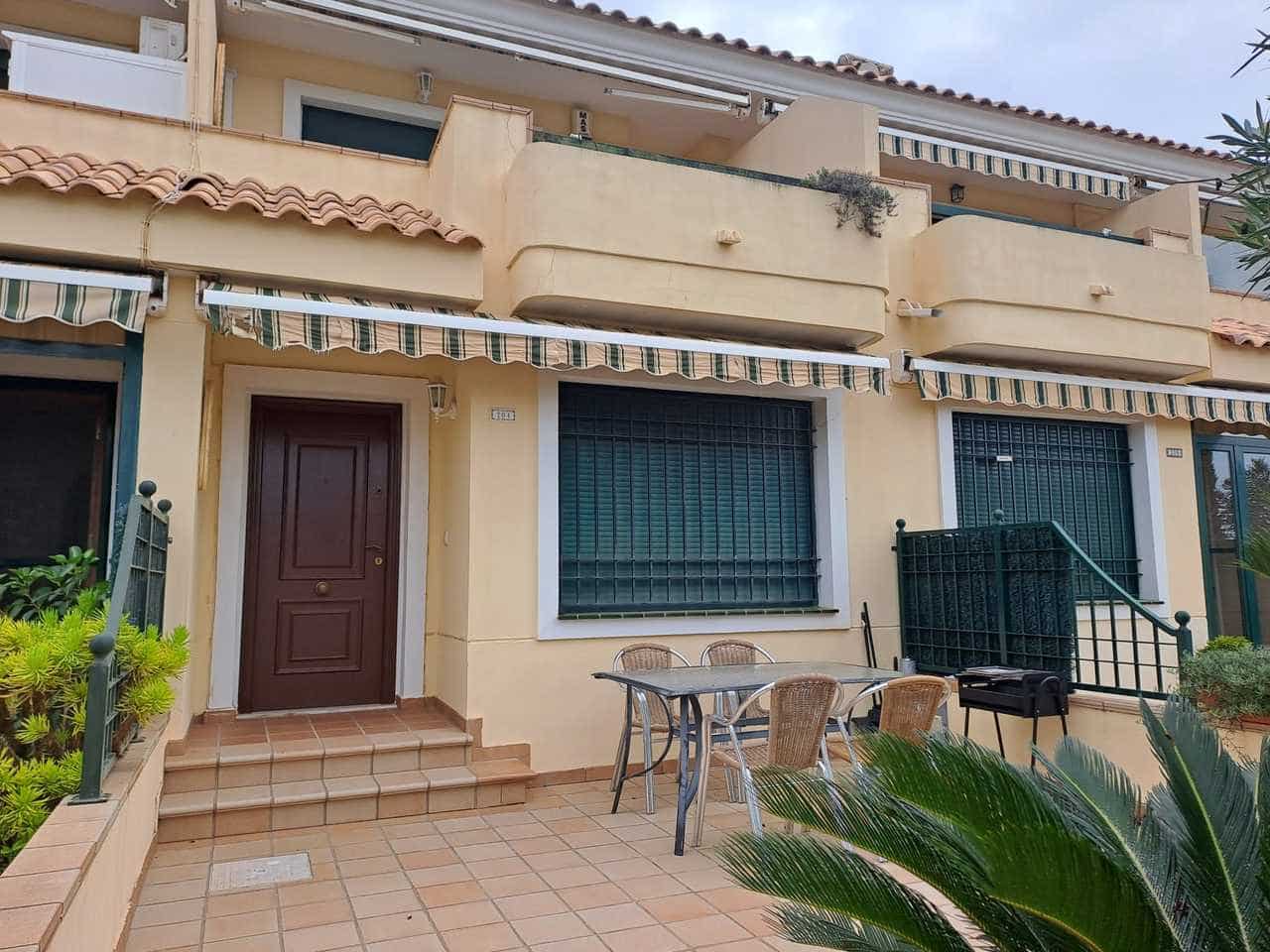 2 bedroom Townhouse for sale in Orihuela Costa - € 228,000 (Ref: 9348989)