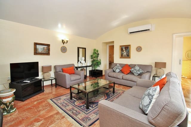 2 soverom Leilighet til salgs i Las Ramblas Golf, Orihuela med svømmebasseng garasje - € 265 000 (Ref: 9348992)
