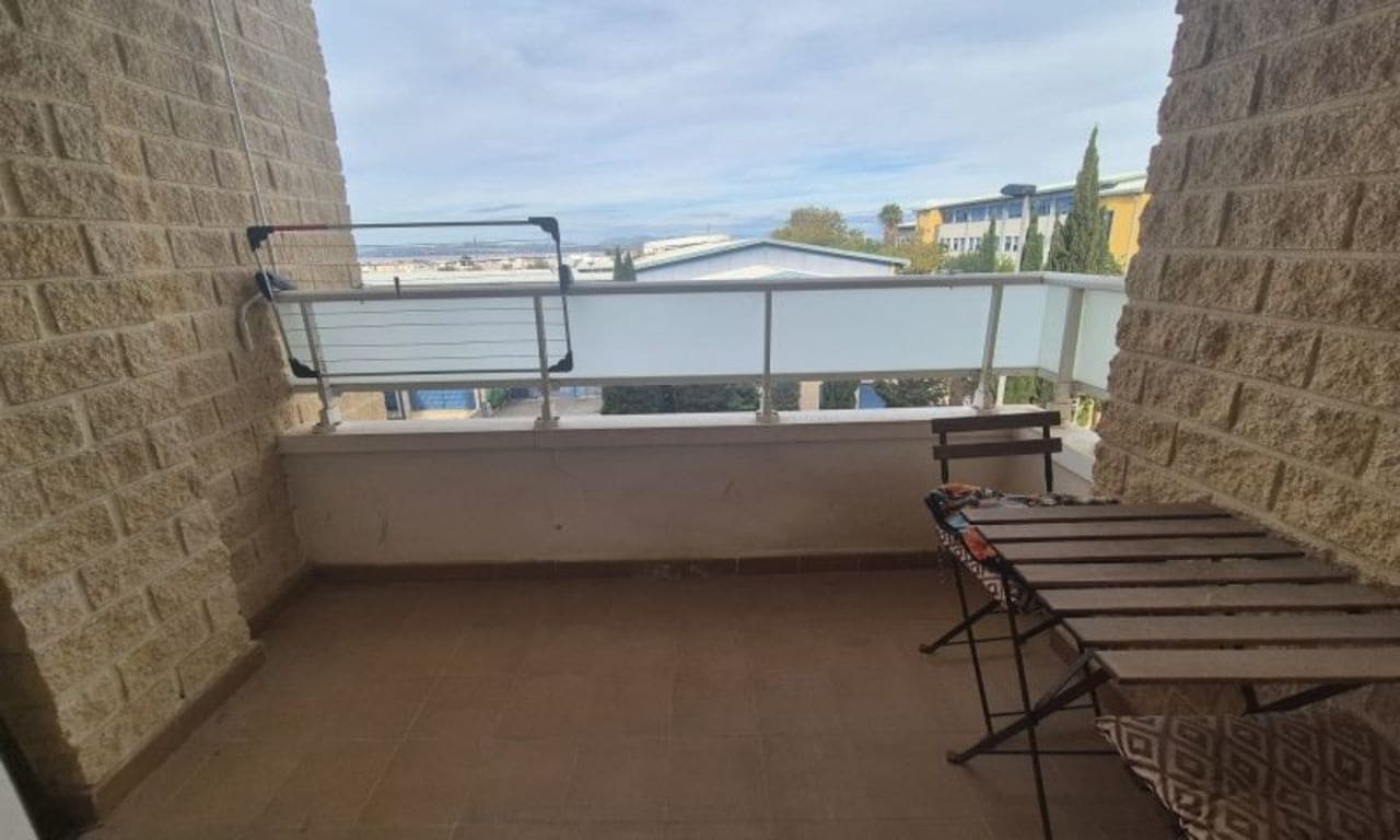 Apartamento de 2 habitaciones en Torrevieja en venta - 142.995 € (Ref: 9353151)