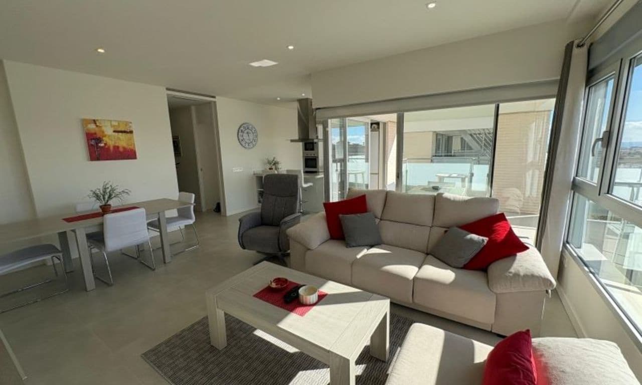 Apartamento de 2 habitaciones en Orihuela Costa en venta - 269.000 € (Ref: 9353156)
