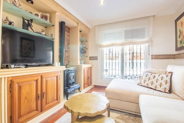 4 bedroom Townhouse for sale in Dehesa de Campoamor, Orihuela with pool - € 360,000 (Ref: 9355495)