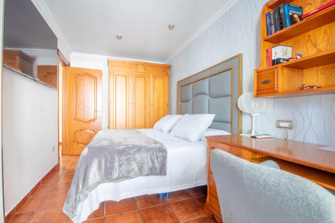 Casa de 4 habitaciones en Orihuela Costa en venta con piscina - 360.000 € (Ref: 9355495)