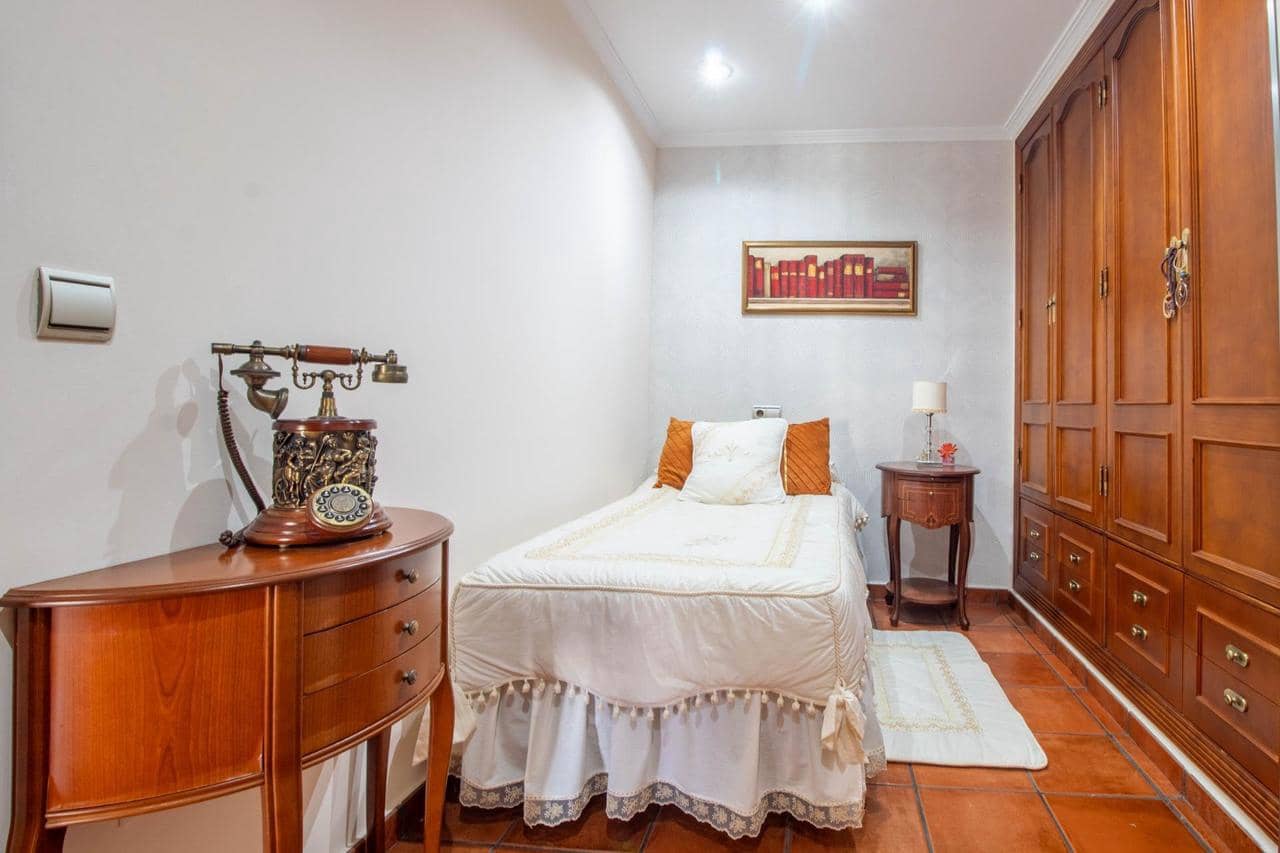 Casa de 4 habitaciones en Orihuela Costa en venta con piscina - 360.000 € (Ref: 9355495)