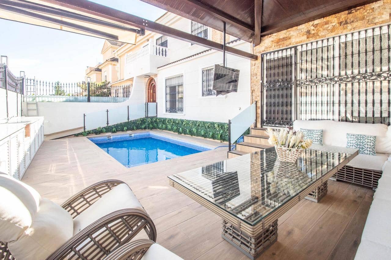 Casa de 4 habitaciones en Orihuela Costa en venta con piscina - 360.000 € (Ref: 9355495)