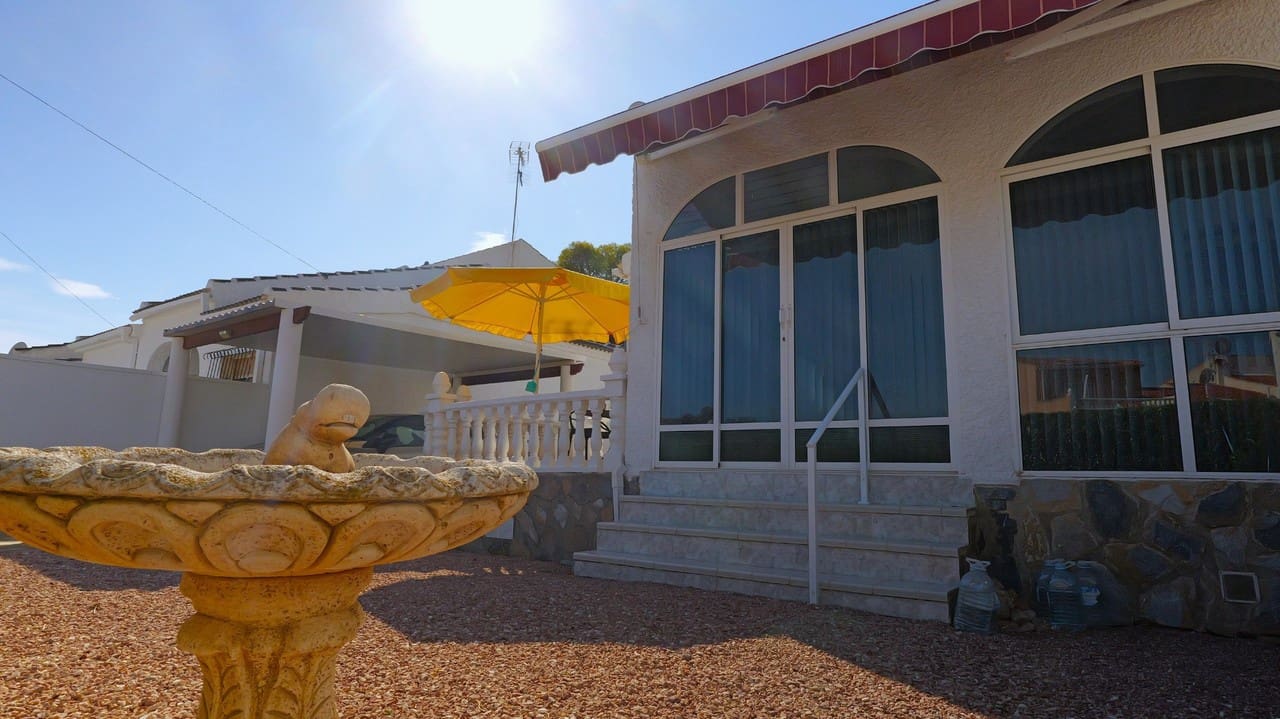 2 bedroom Villa for sale in Torrevieja - € 229,000 (Ref: 9355501)