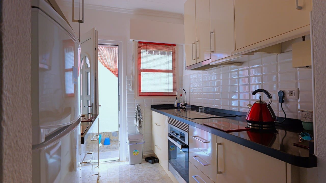 2 bedroom Villa for sale in Torrevieja - € 229,000 (Ref: 9355501)