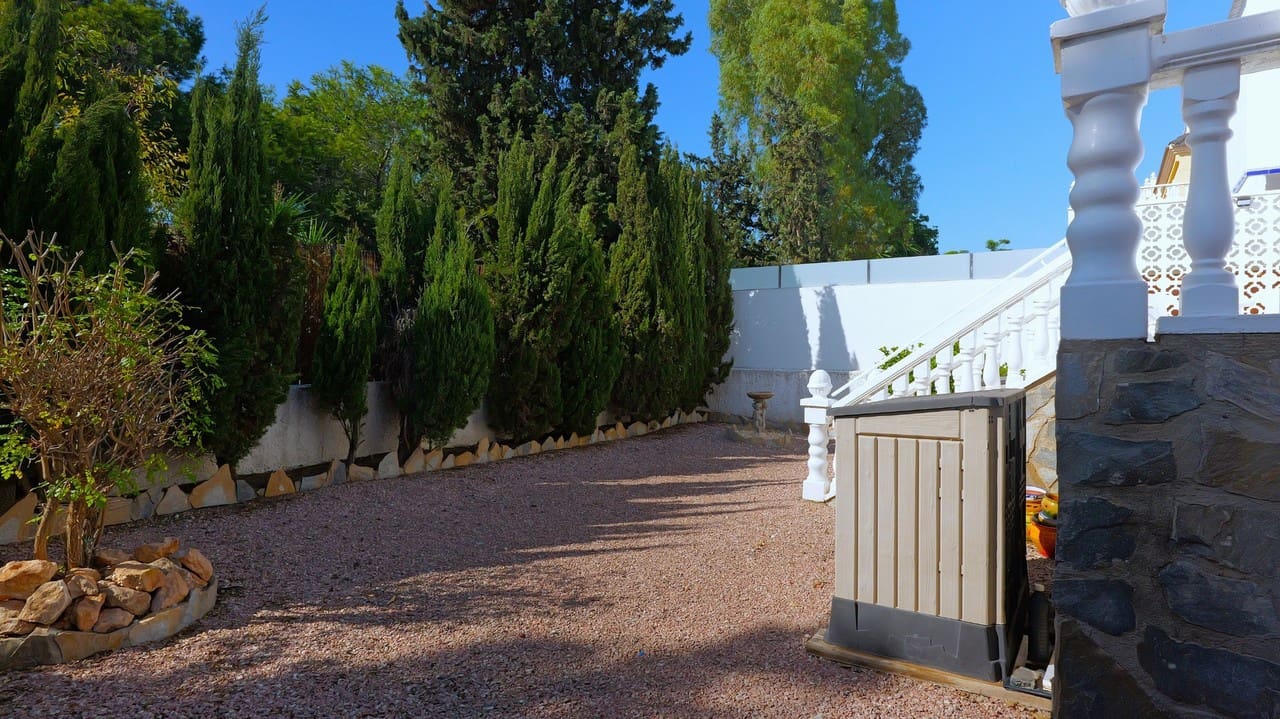 2 bedroom Villa for sale in Torrevieja - € 229,000 (Ref: 9355501)