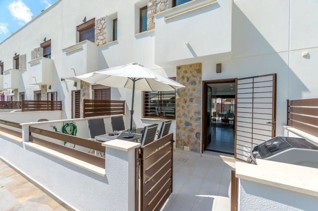 3 soveværelse Byhus til salg i El Chaparral - La Siesta - La Torreta, Torrevieja med swimmingpool garage - € 315.000 (Ref: 9356651)