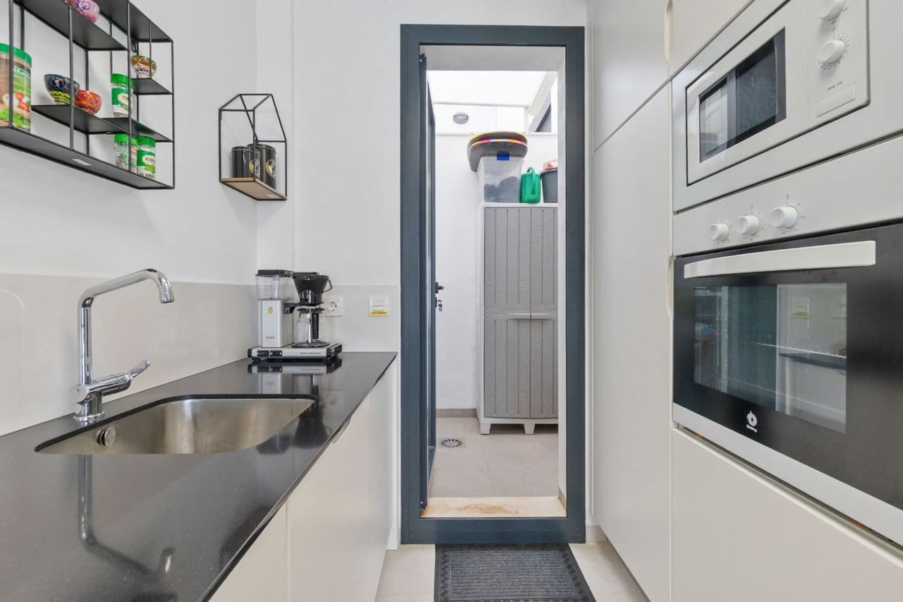 3 sypialnia Dom na sprzedaż w Villamartin z basenem garażem - 325 000 € (Ref: 9356652)