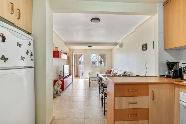 4 bedroom Townhouse for sale in Aguas Nuevas, Torrevieja with pool garage - € 259,000 (Ref: 9356655)