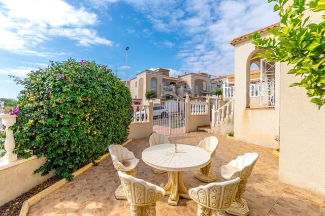 4 bedroom Townhouse for sale in Aguas Nuevas, Torrevieja with pool garage - € 259,000 (Ref: 9356655)