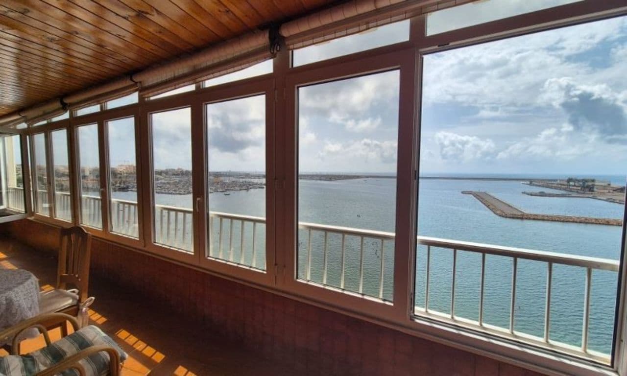 Apartamento de 3 habitaciones en Torrevieja en venta - 298.995 € (Ref: 9356664)