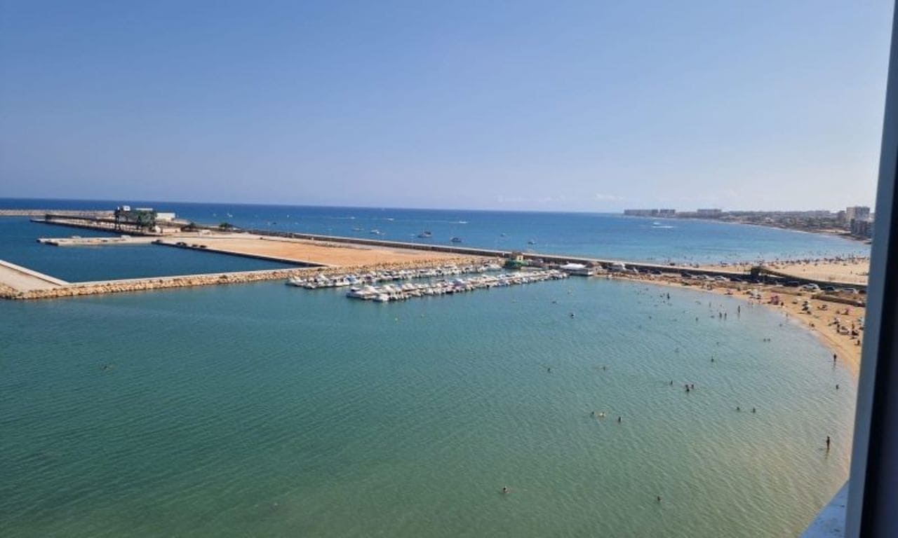 Apartamento de 3 habitaciones en Torrevieja en venta - 298.995 € (Ref: 9356664)