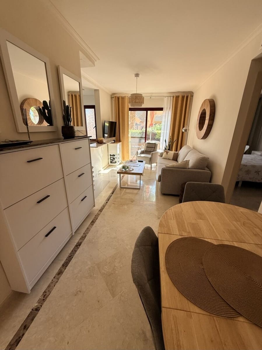 2 sypialnia Apartament na sprzedaż w Los Alcazares z basenem - 259 000 € (Ref: 9356667)