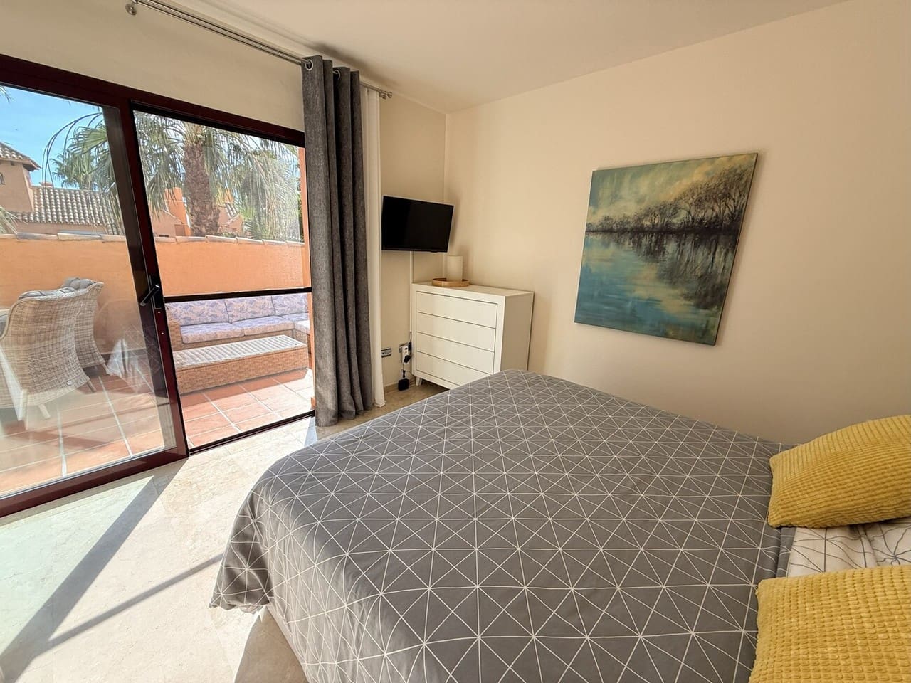 2 sypialnia Apartament na sprzedaż w Los Alcazares z basenem - 259 000 € (Ref: 9356667)