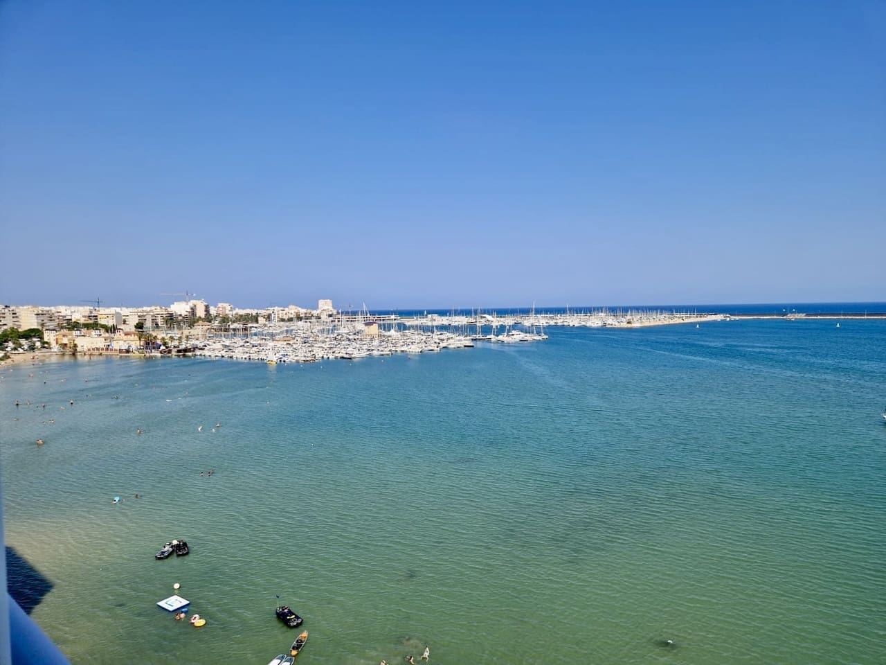 3 makuuhuone Huoneisto myytävänä paikassa Torrevieja - 297 000 € (Ref: 9356671)