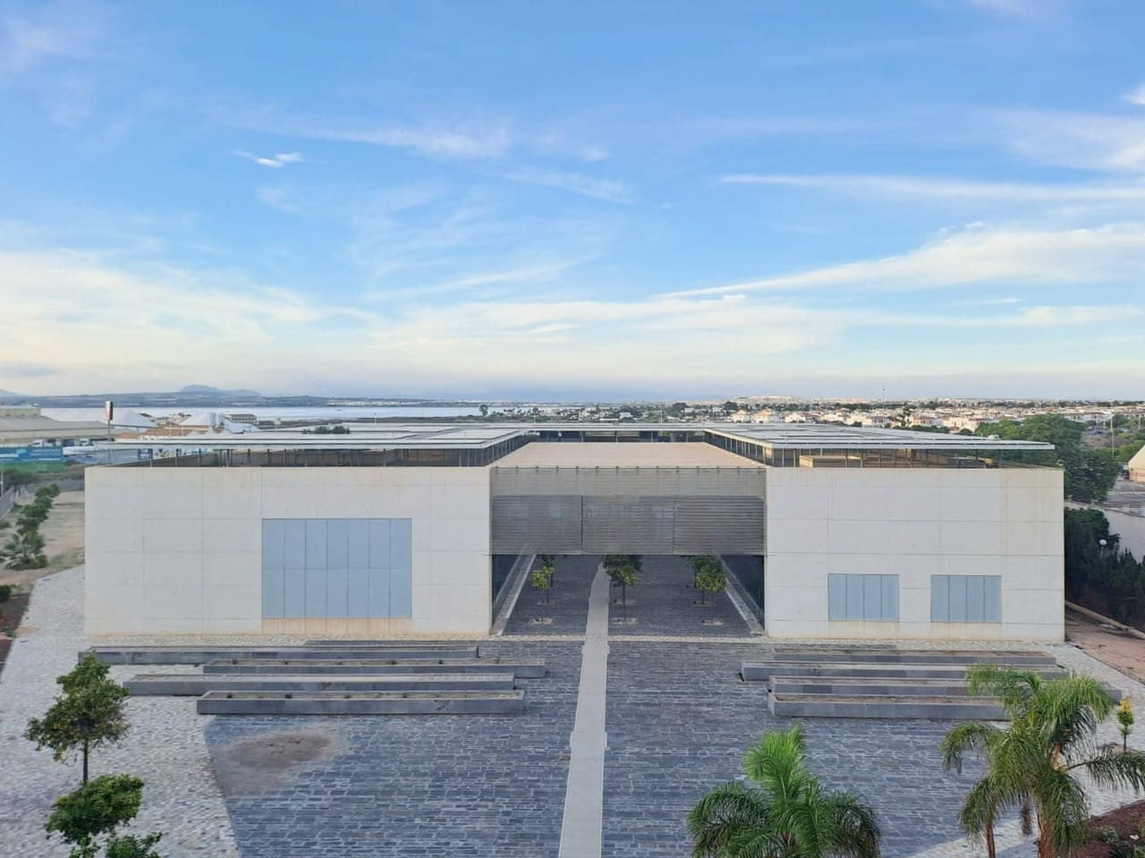 2 bedroom Apartment for sale in Torrevieja - € 143,000 (Ref: 9356674)