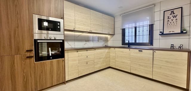 3 slaapkamer Huis te koop in San Miguel de Salinas - € 229.000 (Ref: 9366945)