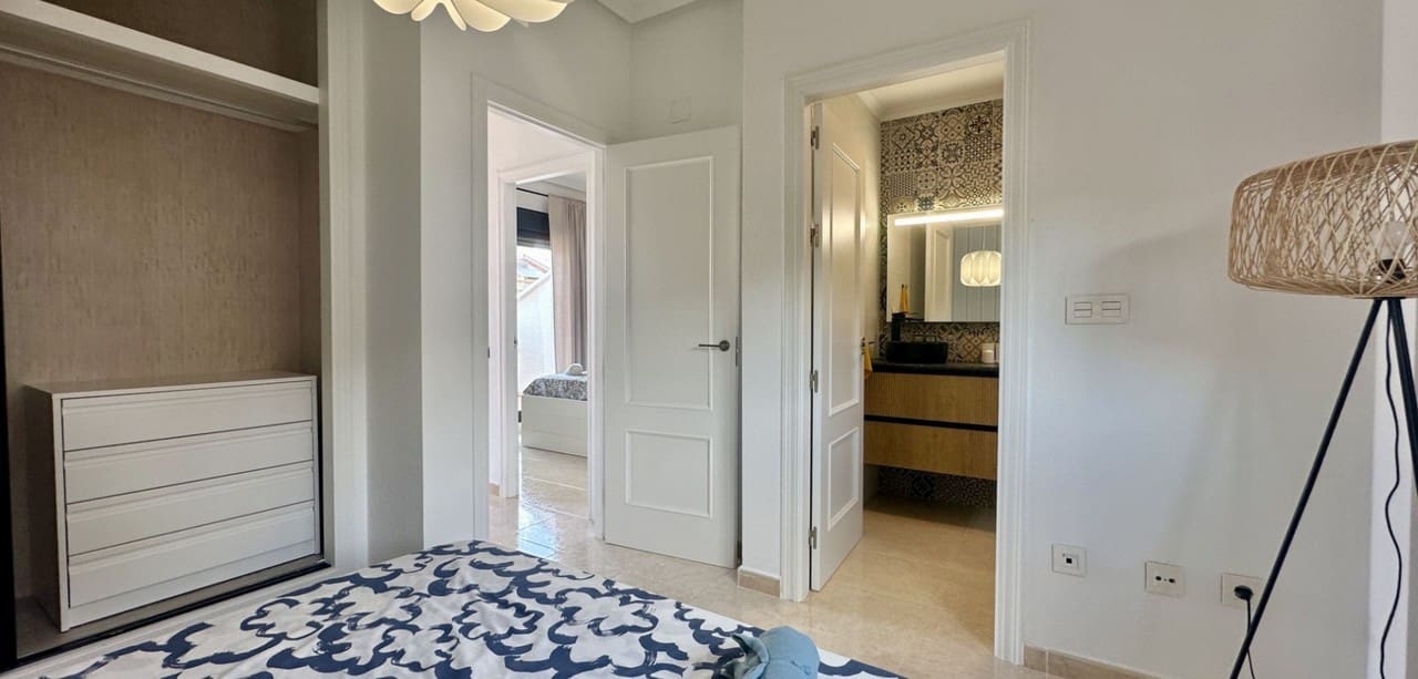 3 quarto Casa em Banda para venda em San Miguel de Salinas - 229 000 € (Ref: 9366945)