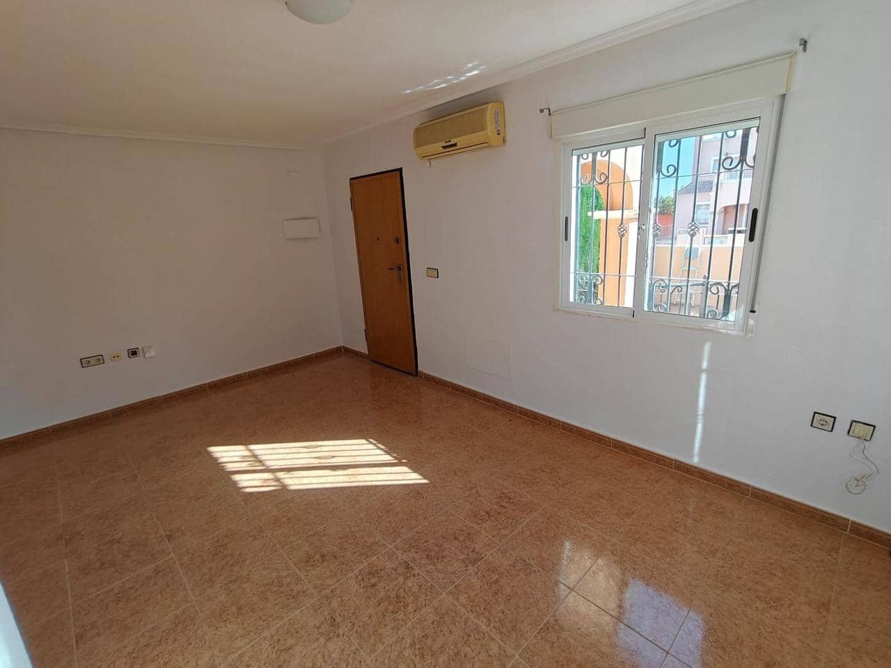 3 slaapkamer Appartement te koop in Los Montesinos met zwembad - € 185.000 (Ref: 9387156)