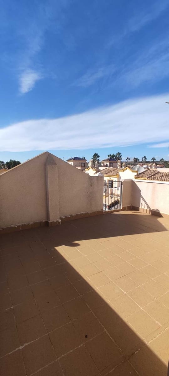 3 bedroom Townhouse for sale in Guardamar del Segura - € 214,900 (Ref: 9387159)