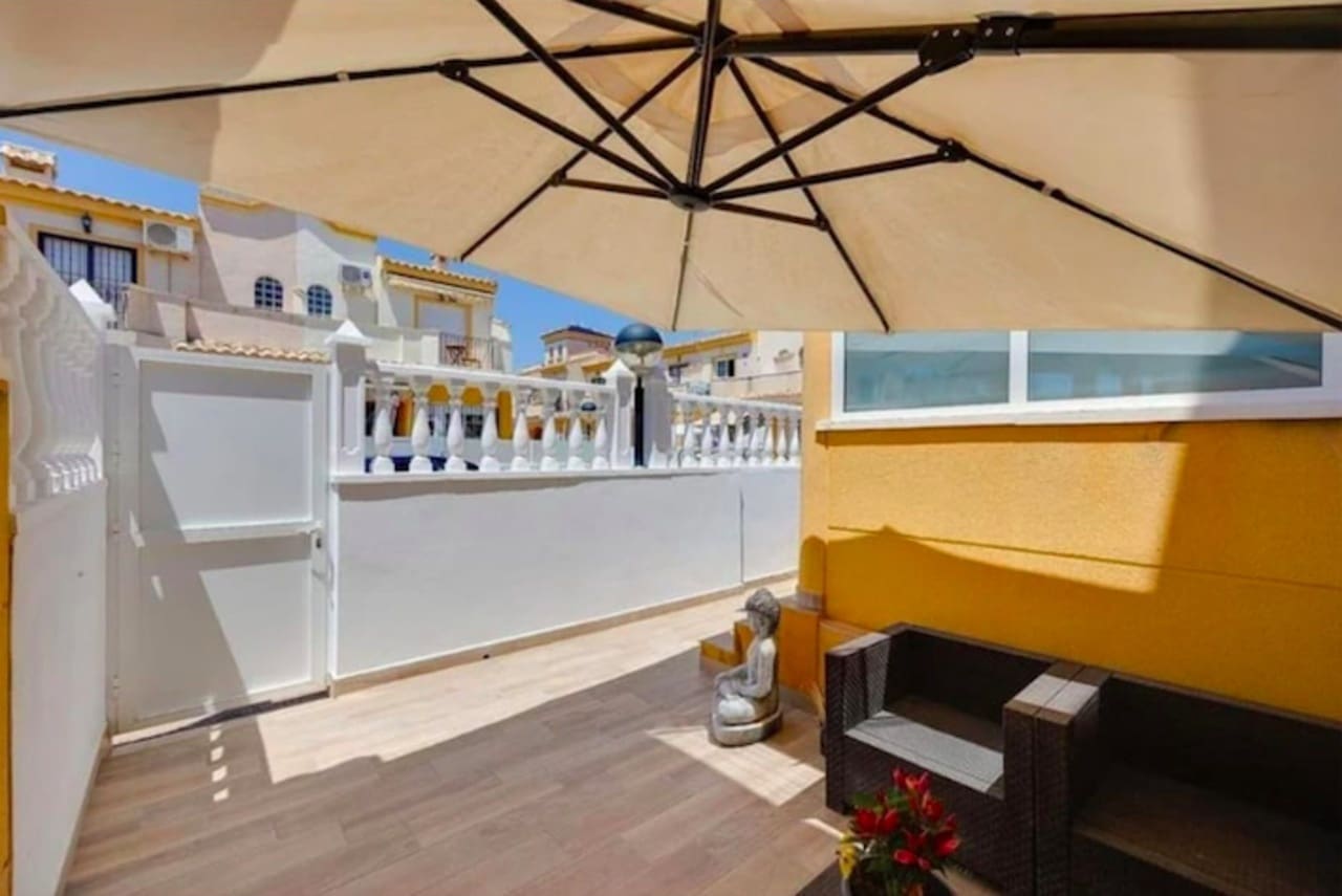 3 bedroom Townhouse for sale in Guardamar del Segura - € 214,900 (Ref: 9387159)