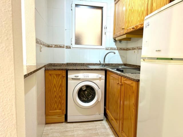 2 makuuhuone Huoneisto myytävänä paikassa El Molino, Torrevieja mukana uima-altaan - 128 000 € (Ref: 9387163)