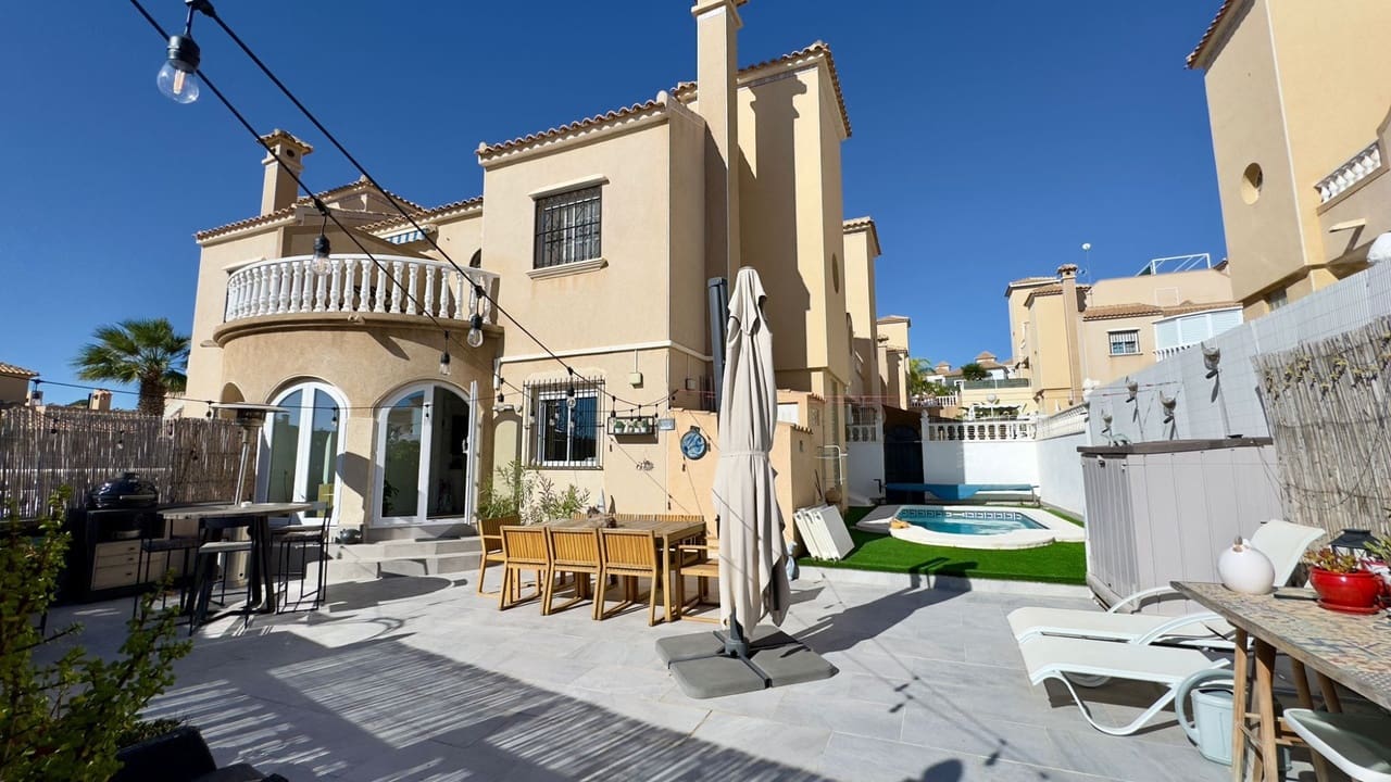 2 soveværelse Villa til salg i Orihuela Costa - € 329.000 (Ref: 9387173)