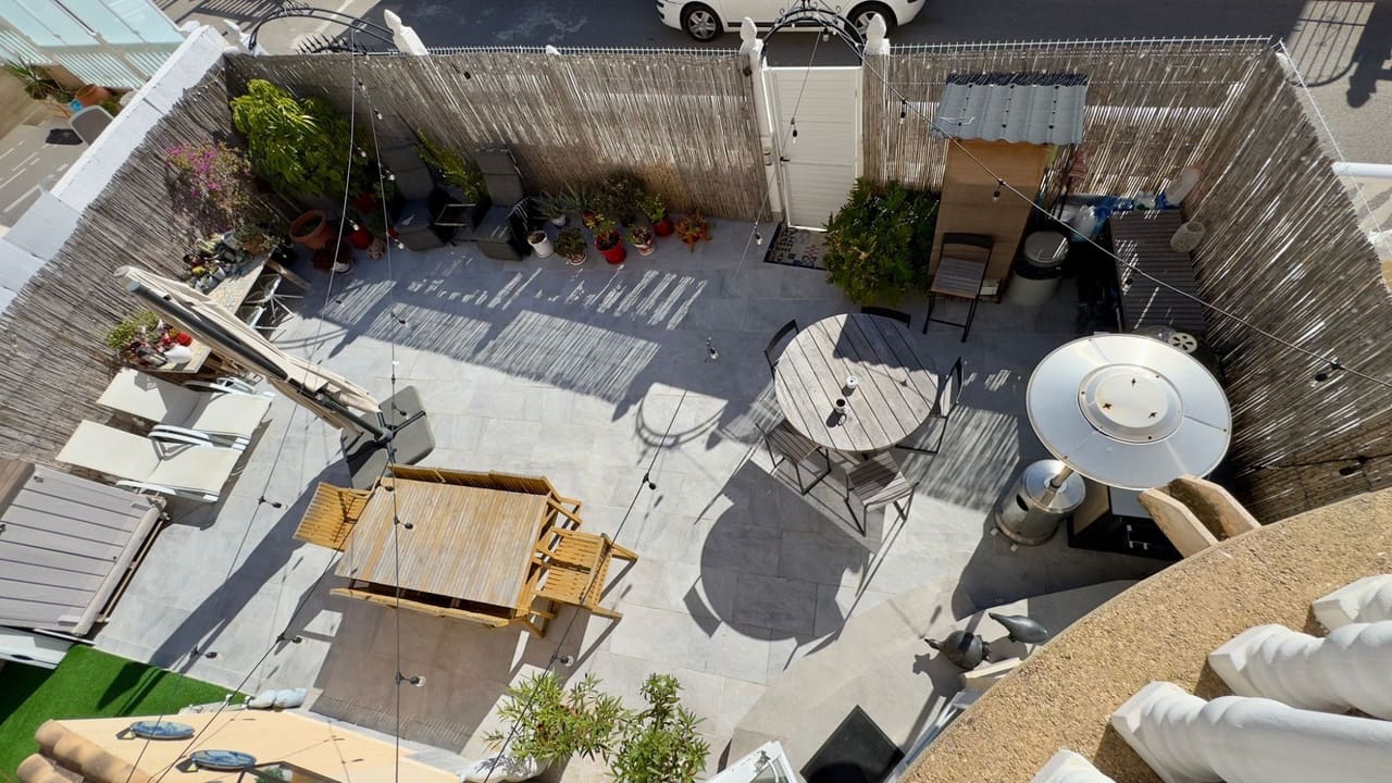 2 soveværelse Villa til salg i Orihuela Costa - € 329.000 (Ref: 9387173)