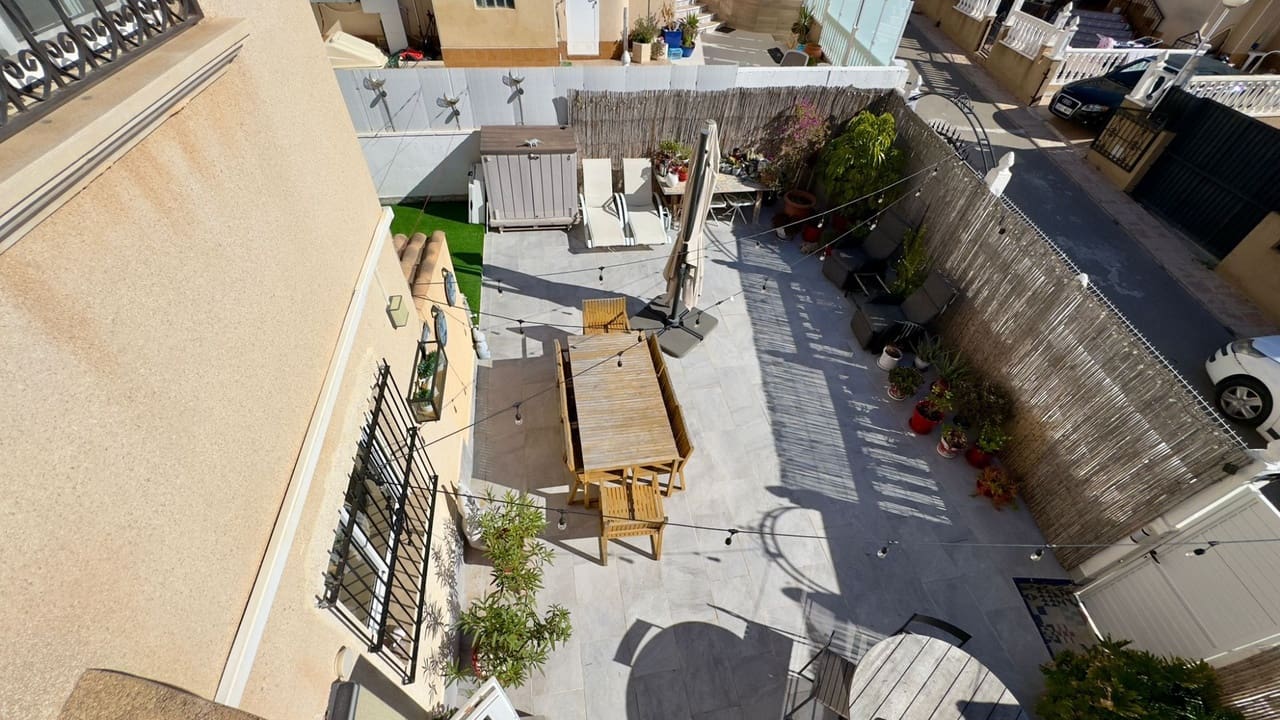 2 soveværelse Villa til salg i Orihuela Costa - € 329.000 (Ref: 9387173)