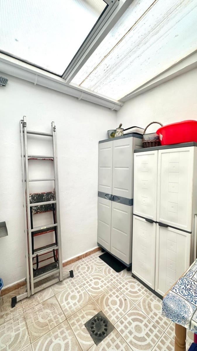 2 bedroom Bungalow for sale in Torrevieja with pool - € 154,900 (Ref: 9387176)