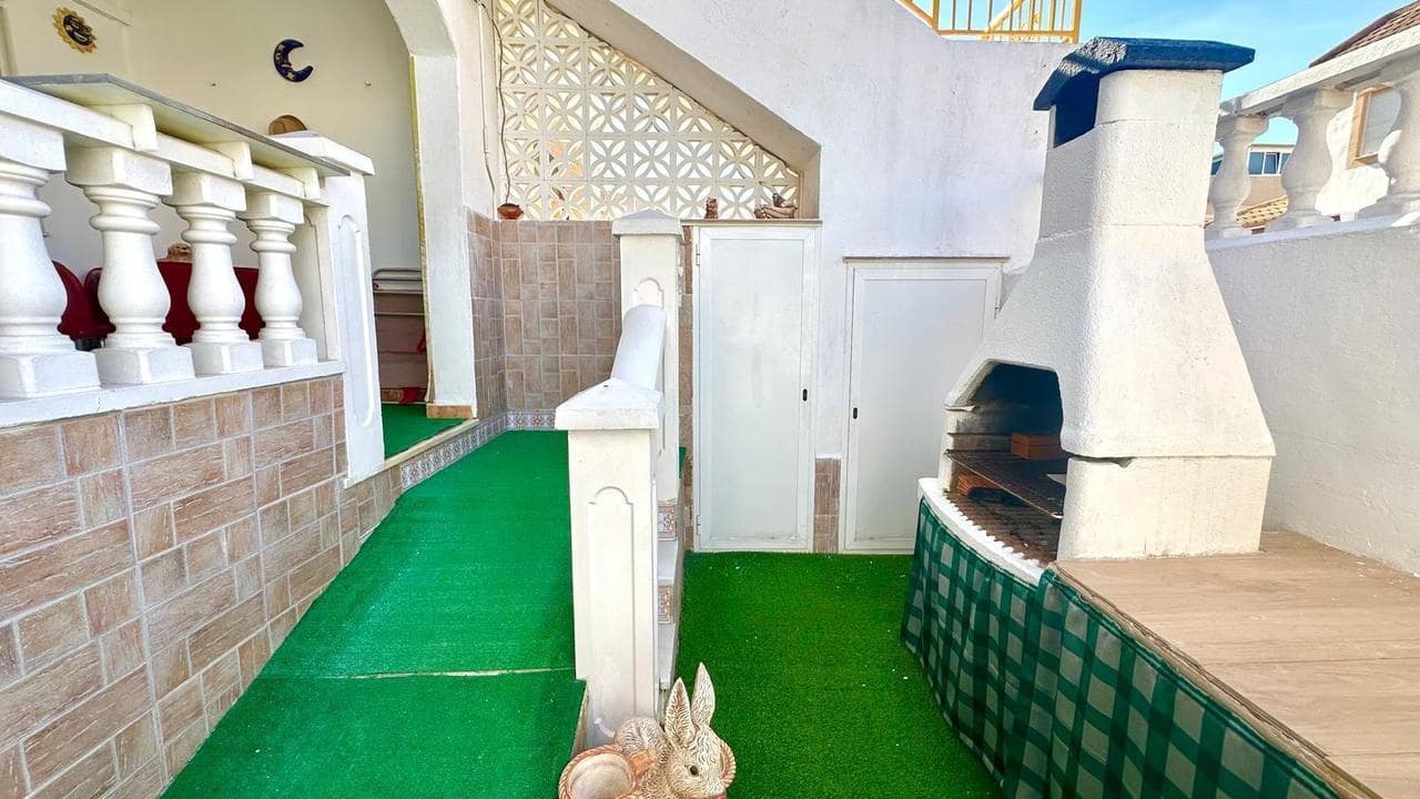 2 bedroom Bungalow for sale in Torrevieja with pool - € 154,900 (Ref: 9387176)