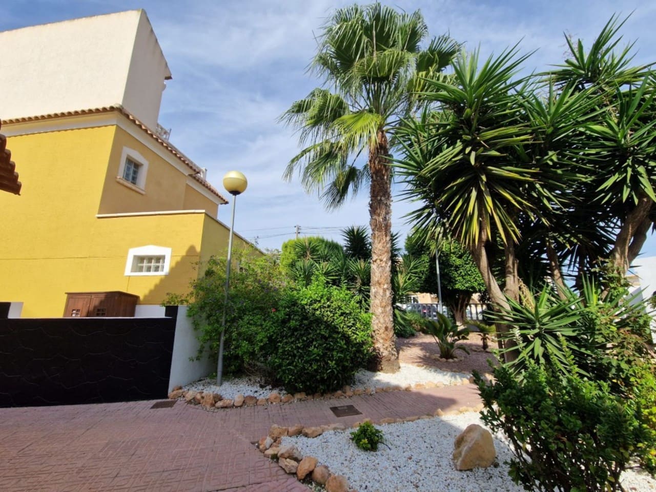 Apartamento de 3 habitaciones en Playa Flamenca en venta - 297.000 € (Ref: 9387181)