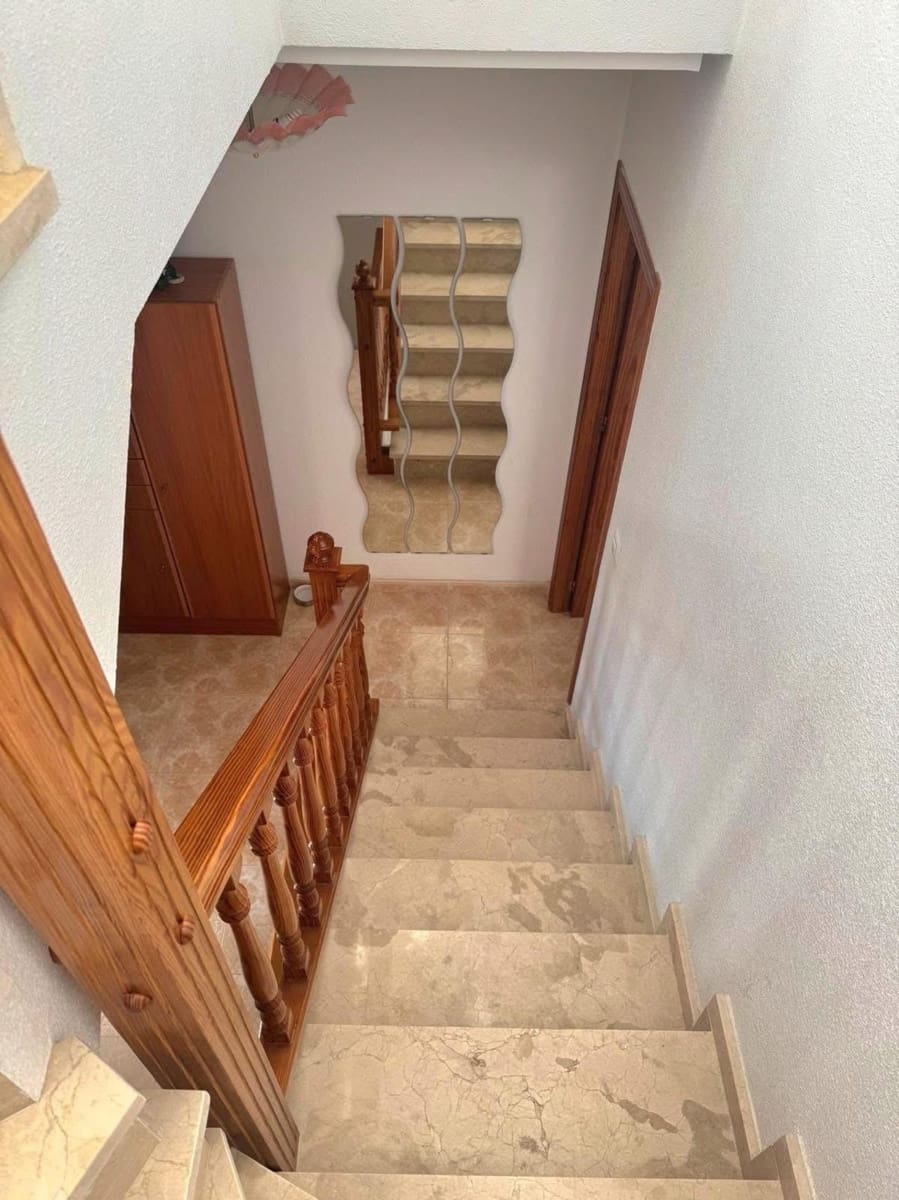 3 bedroom Apartment for sale in Torrevieja - € 185,000 (Ref: 9387187)