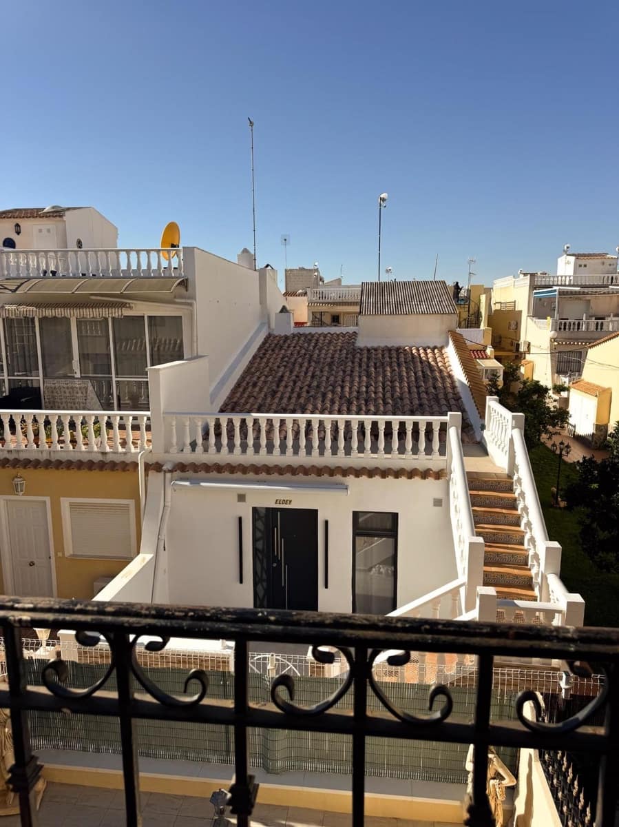 Apartamento de 2 habitaciones en Orihuela Costa en venta con piscina - 179.000 € (Ref: 9387188)