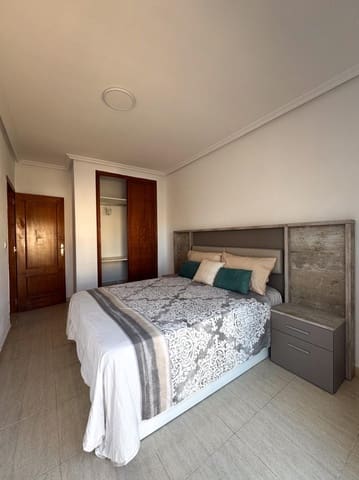 Apartamento de 2 habitaciones en Dehesa de Campoamor, Orihuela en venta con piscina - 179.000 € (Ref: 9387188)