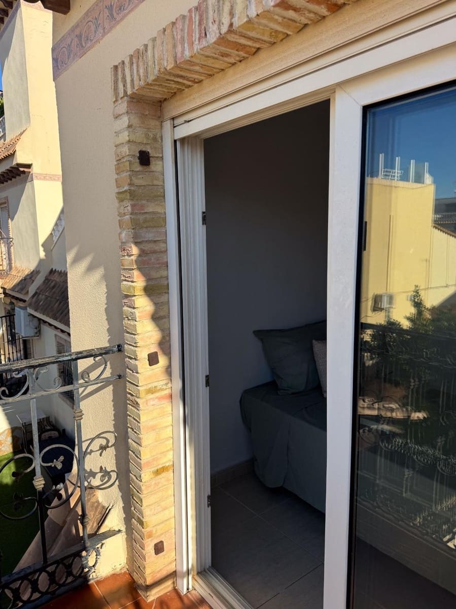 Apartamento de 2 habitaciones en Orihuela Costa en venta con piscina - 179.000 € (Ref: 9387188)