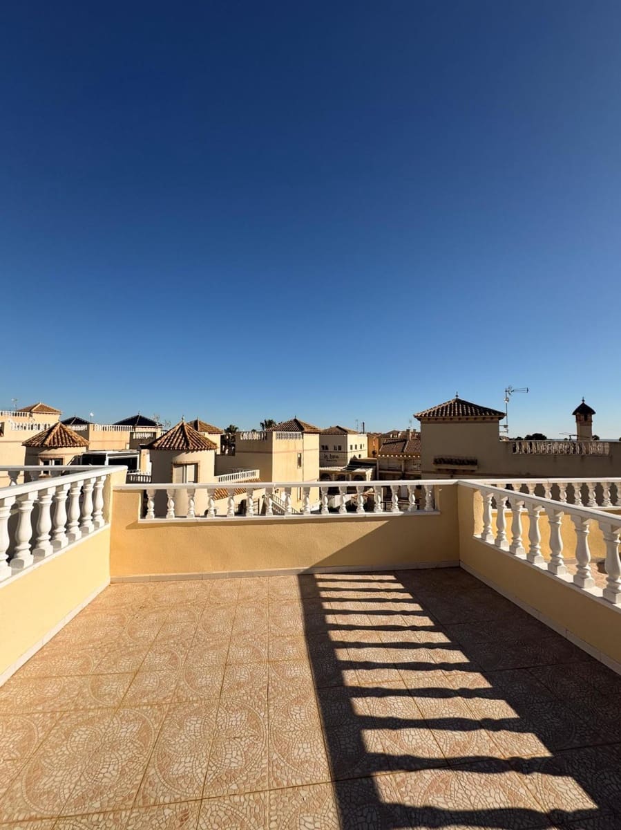 Apartamento de 2 habitaciones en Orihuela Costa en venta con piscina - 179.000 € (Ref: 9387188)