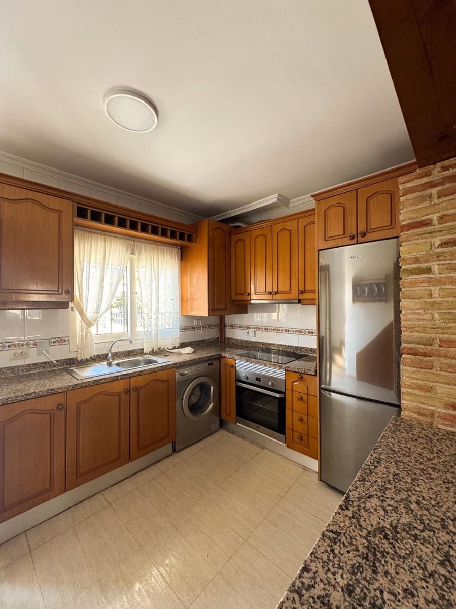 Apartamento de 2 habitaciones en Orihuela Costa en venta con piscina - 179.000 € (Ref: 9387188)