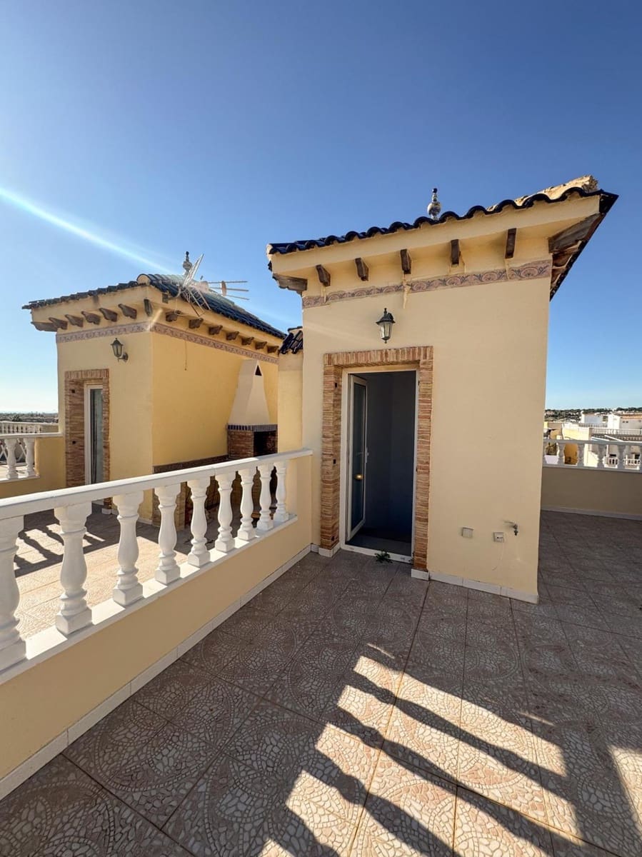 Apartamento de 2 habitaciones en Orihuela Costa en venta con piscina - 179.000 € (Ref: 9387188)