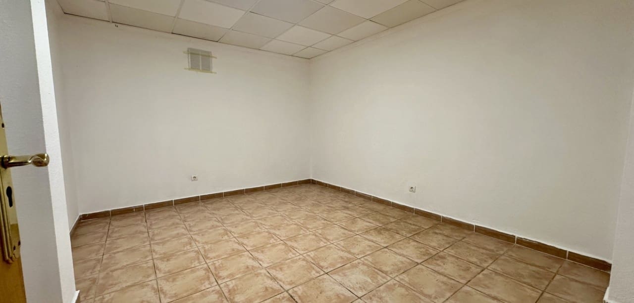 4 bedroom Villa for sale in Orihuela Costa - € 285,000 (Ref: 9387202)