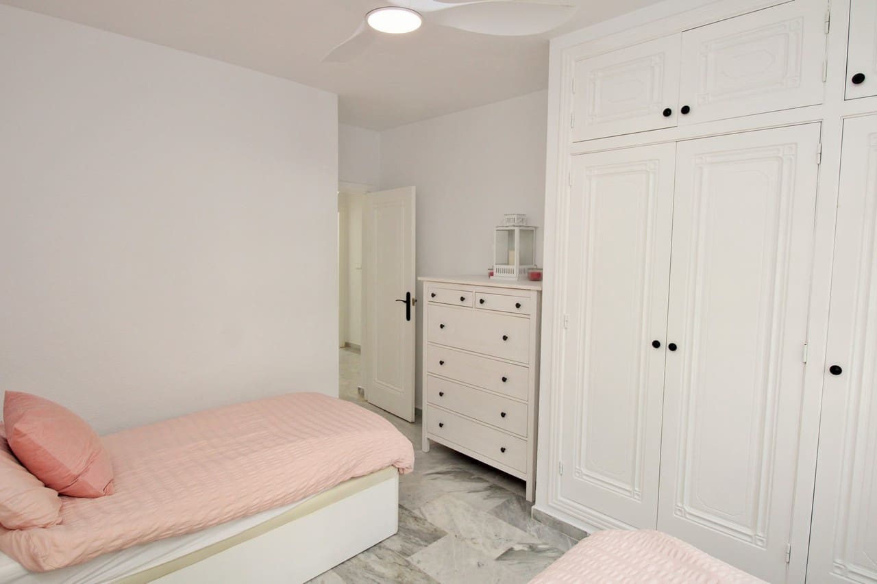 Chalet de 3 habitaciones en Las Ramblas Golf en venta con piscina - 499.000 € (Ref: 9387203)