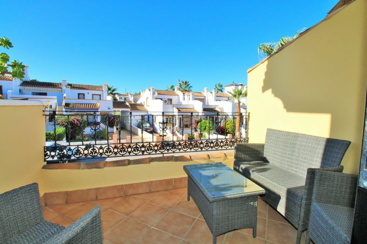 3 bedroom Villa for sale in Villamartin with pool - € 375,000 (Ref: 9387204)