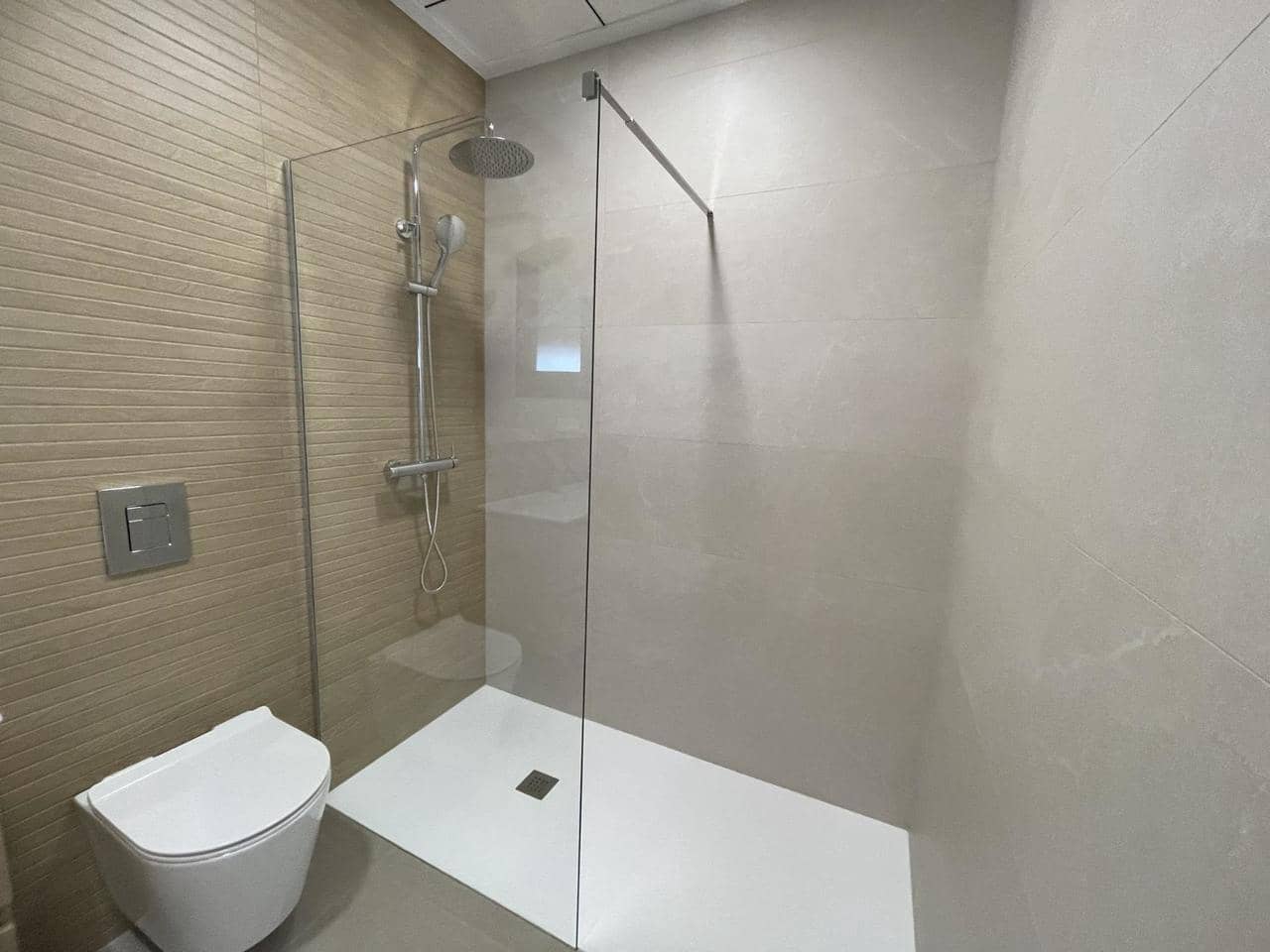 3 sovrum Villa till salu i Almoradi med pool - 359 900 € (Ref: 9392364)