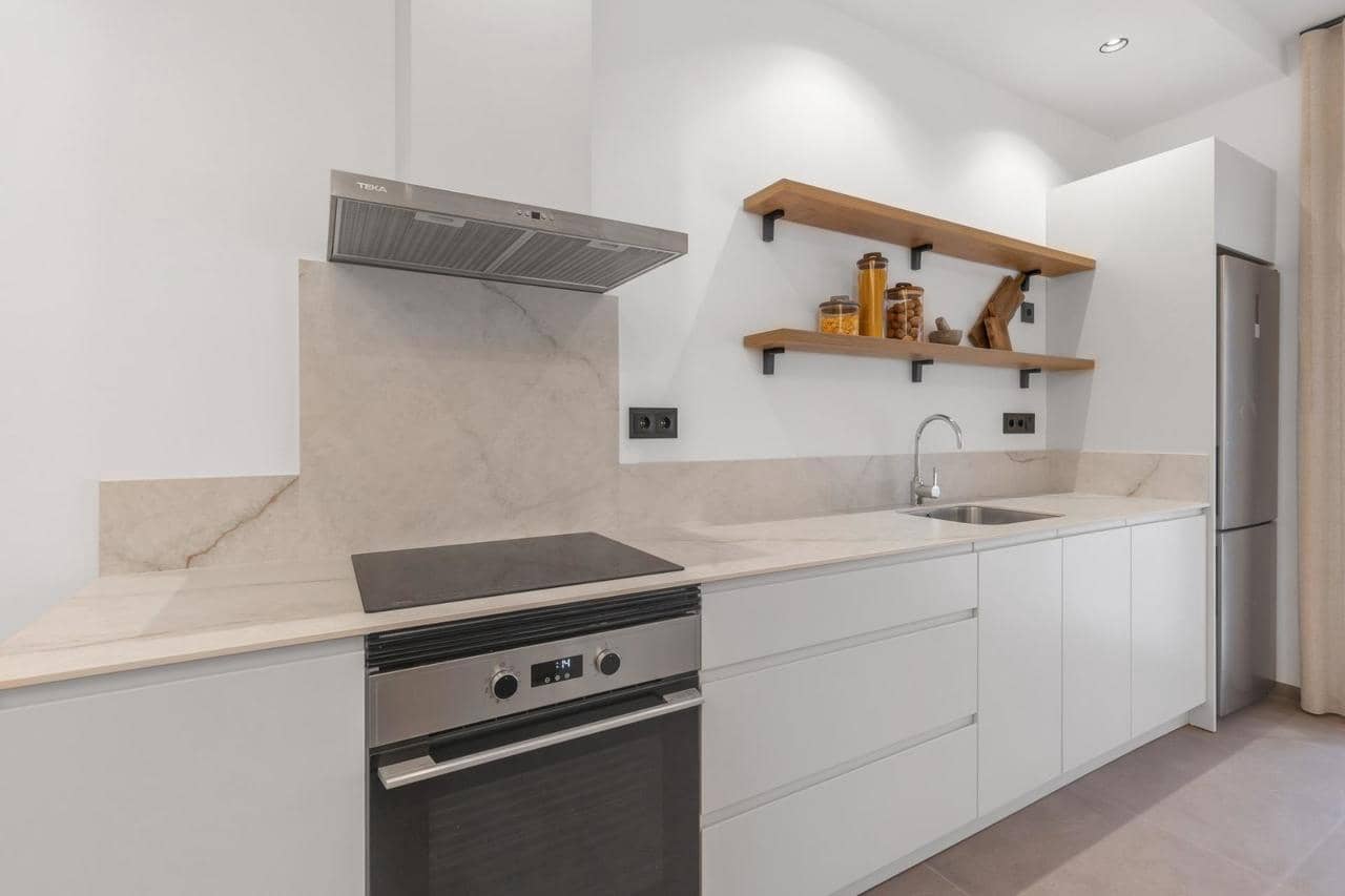 Apartamento de 1 habitación en Torrevieja en venta - 168.000 € (Ref: 9392379)