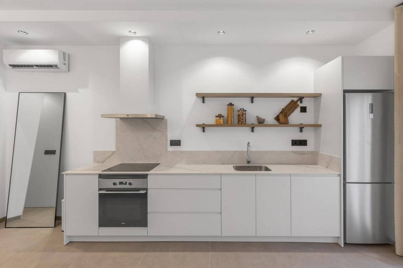 Apartamento de 1 habitación en Torrevieja en venta - 168.000 € (Ref: 9392379)