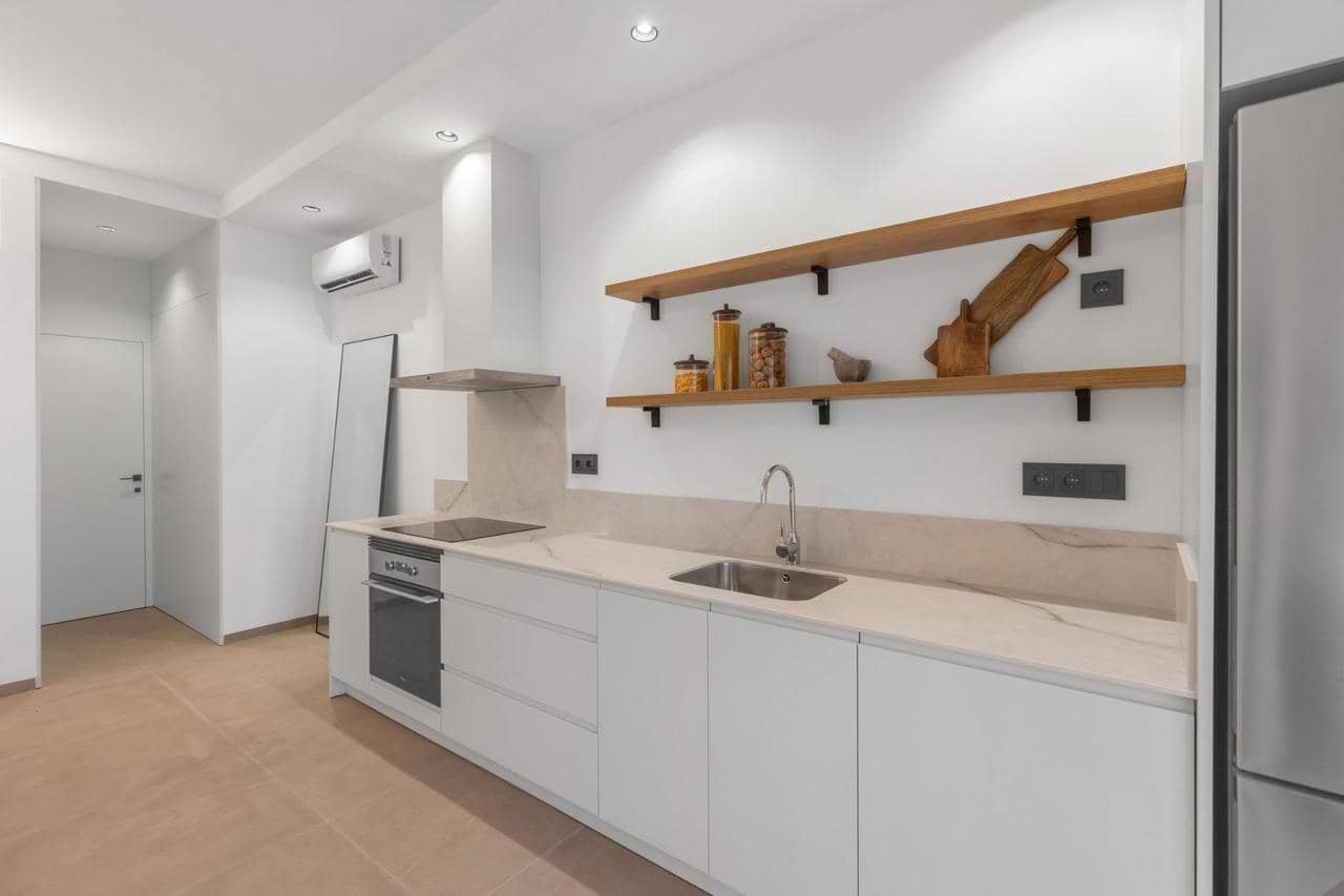 Apartamento de 1 habitación en Torrevieja en venta - 168.000 € (Ref: 9392379)