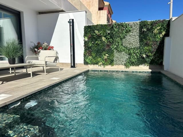 3 slaapkamer Villa te koop in San Pedro del Pinatar ciudad, San Pedro del Pinatar met zwembad - € 489.000 (Ref: 9392545)